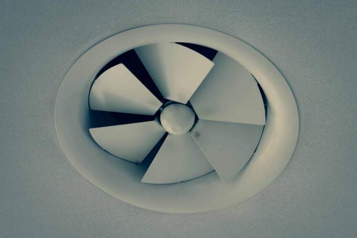 Installation professionnelle VMC en Île-de-France